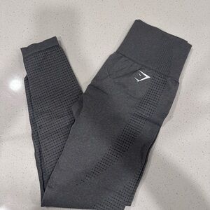 Gymshark Gray Women’s Vital Seamless Leggings | Like New | Size Small